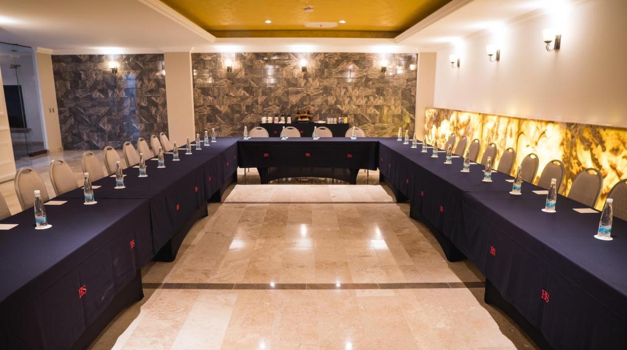 Hotel & Spa Mansion Solis By Hotsson Morelia Bagian luar foto